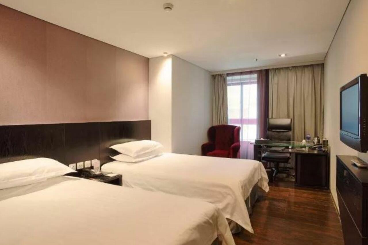 Fx Hotel Xujiahui - Shanghai Stadium Branch Kültér fotó