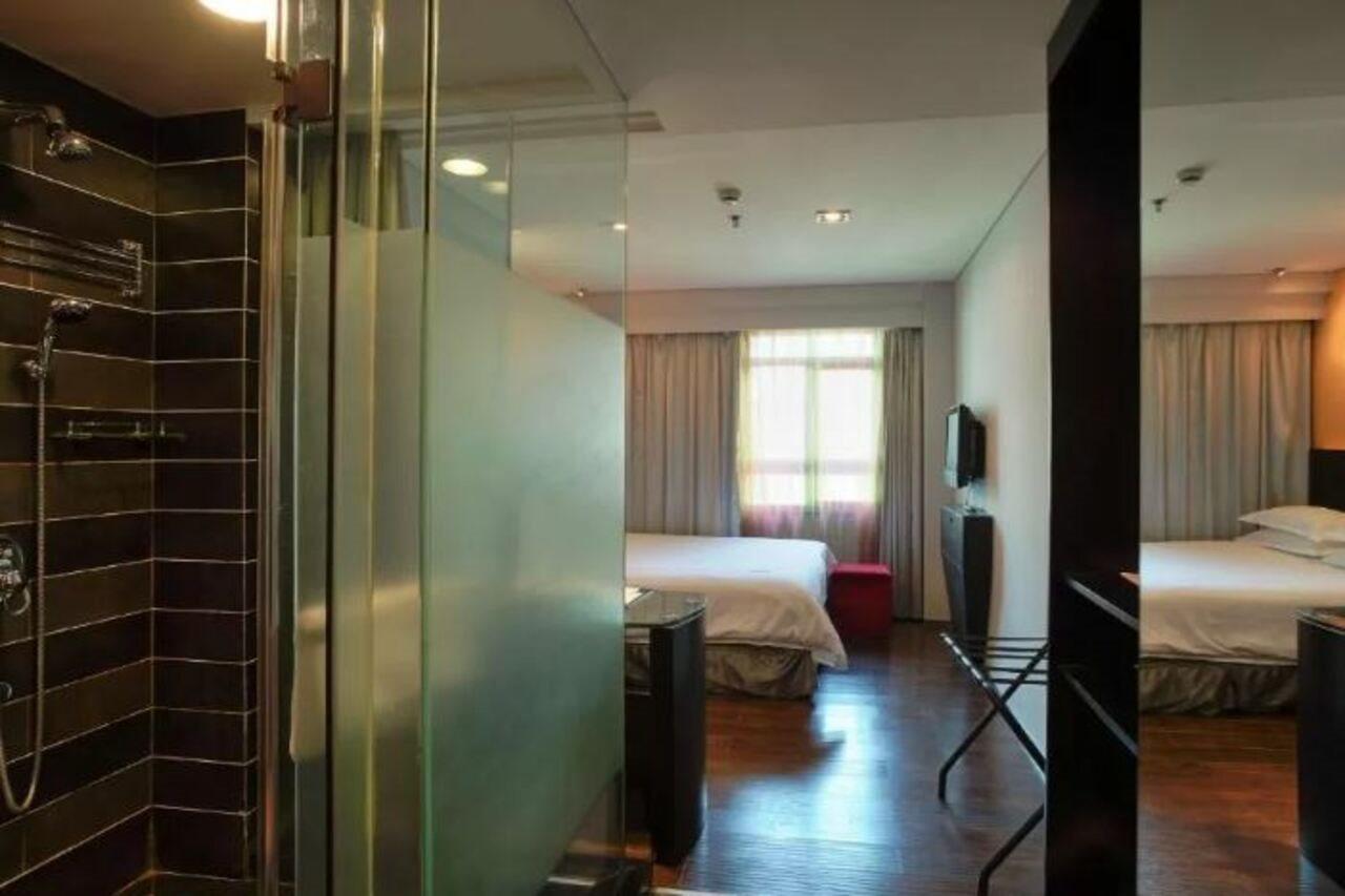 Fx Hotel Xujiahui - Shanghai Stadium Branch Kültér fotó