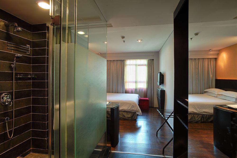 Fx Hotel Xujiahui - Shanghai Stadium Branch Kültér fotó