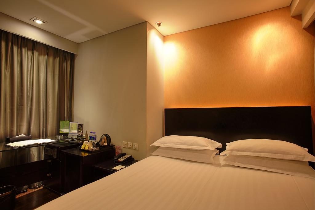 Fx Hotel Xujiahui - Shanghai Stadium Branch Kültér fotó